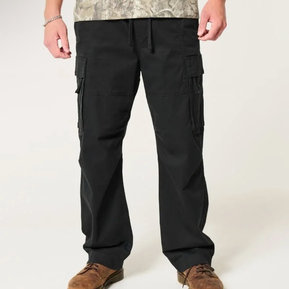 Hollister Men's Black Baggy Utility Cargo Pants